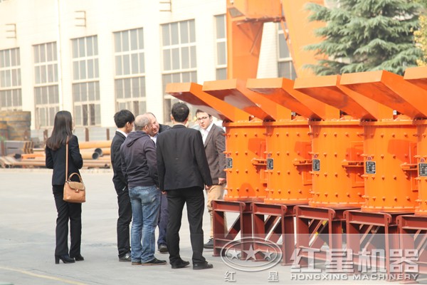 客戶參觀現(xiàn)場(chǎng)