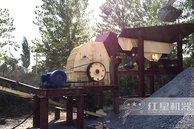 碎石破碎機(jī)生產(chǎn)線錘式破碎機(jī)，產(chǎn)量不一樣，客戶可以根據(jù)實(shí)際需求進(jìn)行選購