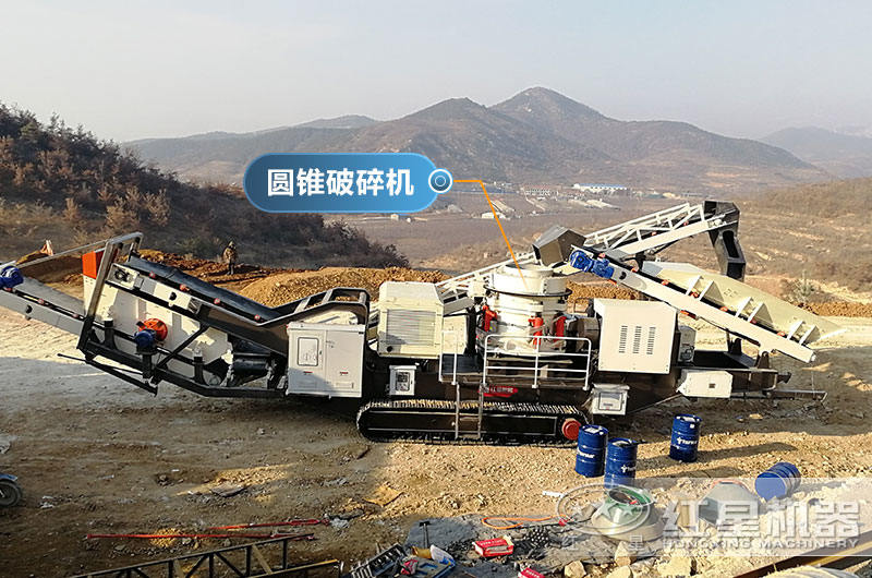 履帶式移動石頭破碎機現(xiàn)場看，可就近現(xiàn)場考察