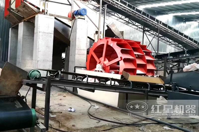 環(huán)保水洗砂設(shè)備現(xiàn)場