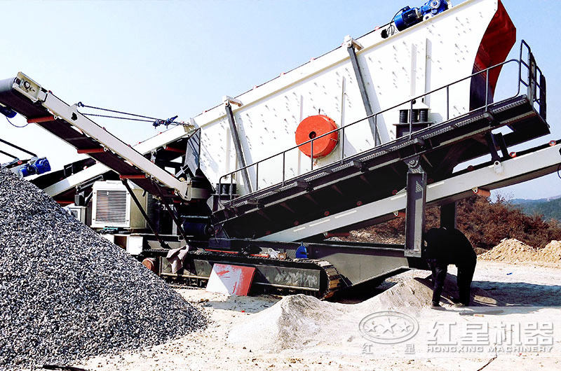 車載碎石機(jī)移動(dòng)靈活，開起來(lái)就能跑