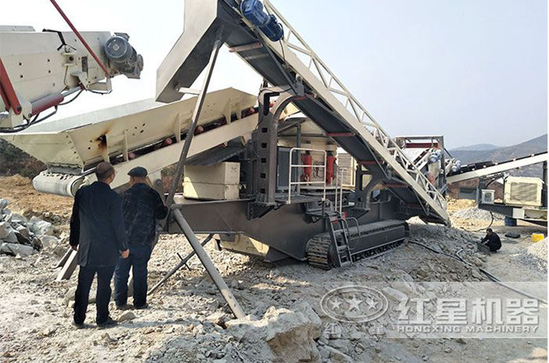 移動砂石破碎設(shè)備價格多少？移動砂石生產(chǎn)線有哪些優(yōu)勢？