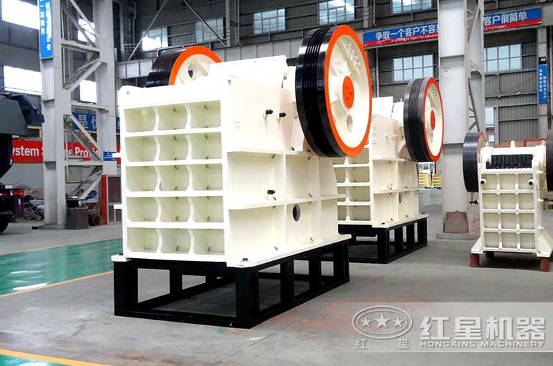 HD德版鄂式破石機(jī)，破碎比大